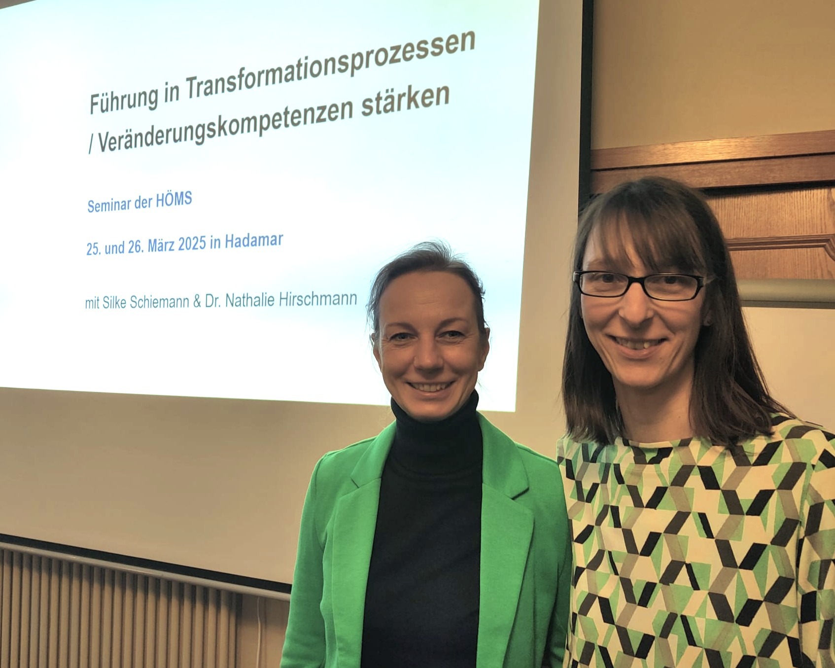 250326 Nathalie Silke ein gelangweilter Mensch in einem Meeting